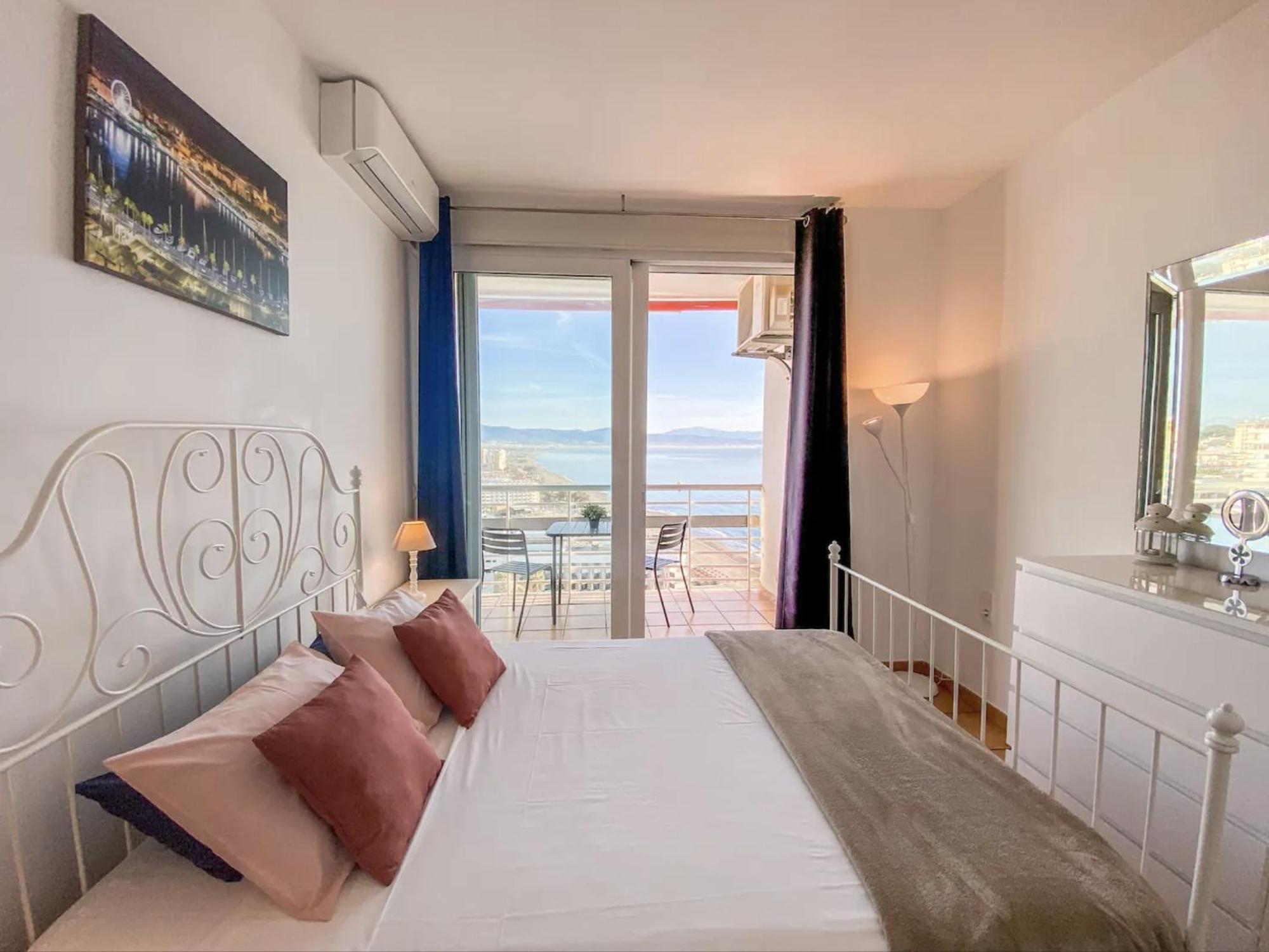 Apartamento Moderno Con Vistas Panoramicas Torremolinos Luaran gambar