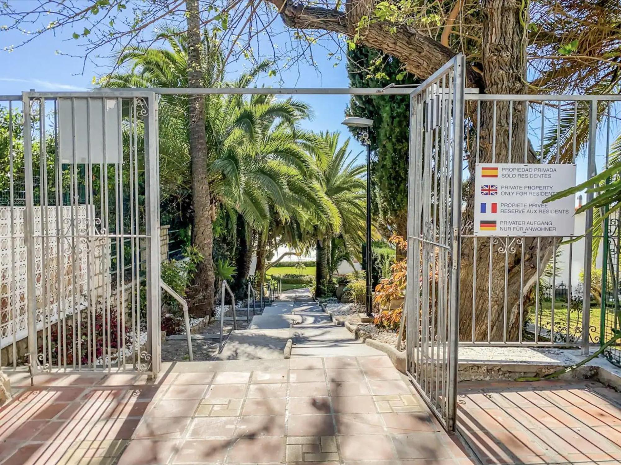 Apartamento Moderno Con Vistas Panoramicas Torremolinos Luaran gambar