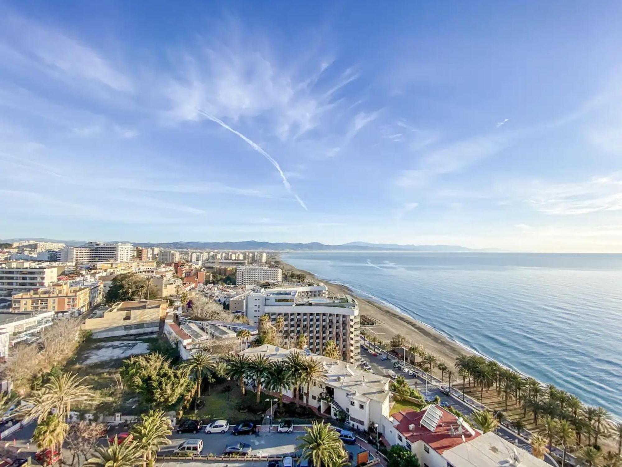 Apartamento Moderno Con Vistas Panoramicas Torremolinos Luaran gambar
